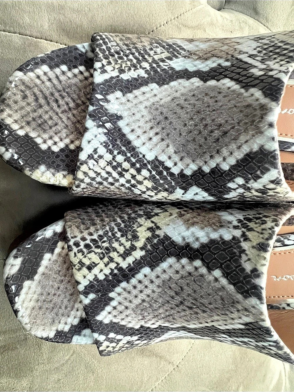 JS by Jessica Simpson JS Chantelle Snake Print Wedge Mules US 7M - Picture 6 of 6